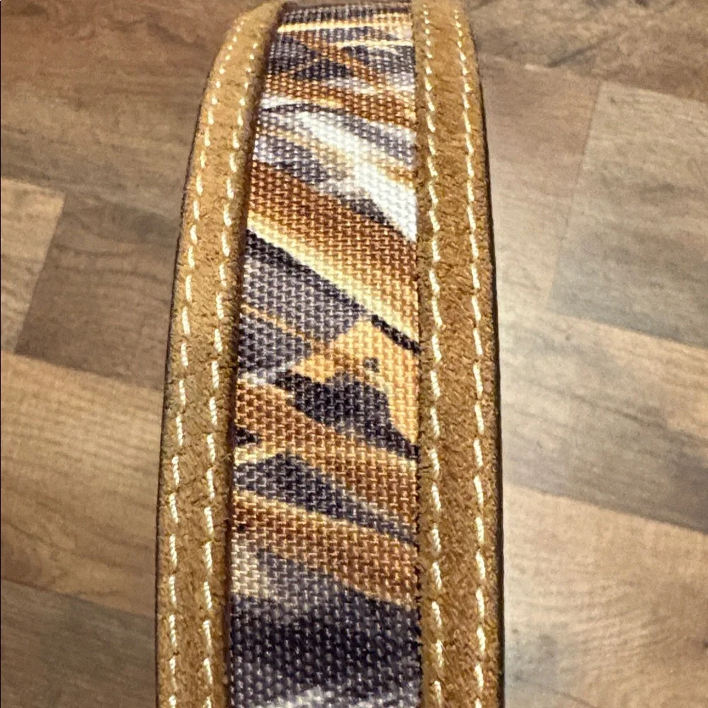 Justin Brand Tan Leather Belt with Camouflage Accent Size 34 Unisex Men or Women - Picture 1 of 13